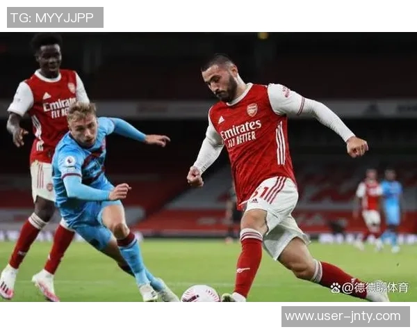 阿尔特塔强调教练应树立榜样以化解西蒙尼与利物浦球迷冲突