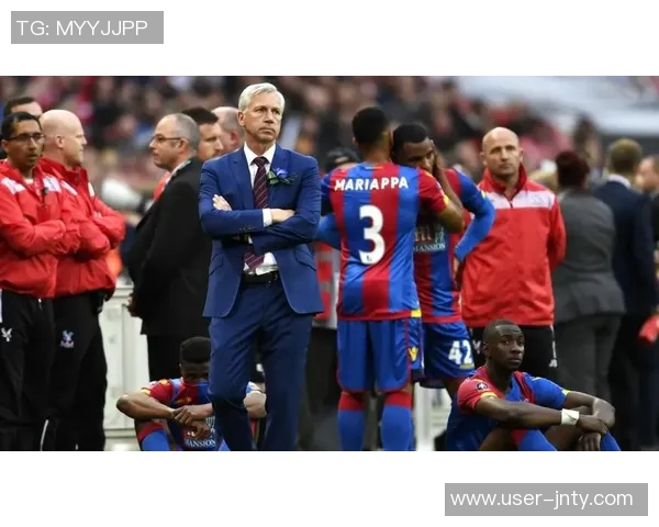 帕杜盛赞伊万托尼为顶级前锋吸引英超各队目光 帕杜盛赞伊万托尼为顶级前锋吸引英超各队目光