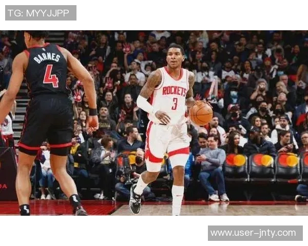 小波特半场表现亮眼得分11分但失误频频影响整体发挥